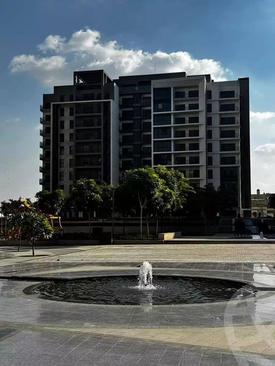 https://aqarmap.com.eg/ar/listing/5943838-for-sale-cairo-el-sheikh-zayed-city-compounds-zyd-wr-llttwyr-park-towers-zed-el-sheikh-zayed-compound