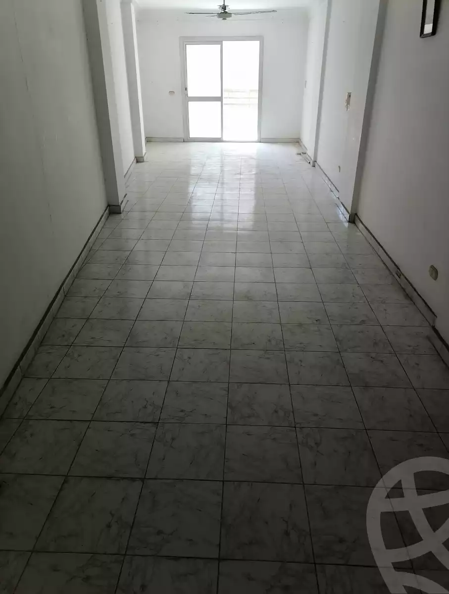 https://aqarmap.com.eg/en/listing/5944384-for-rent-alexandria-el-mandara-shr-jml-bd-lnsr