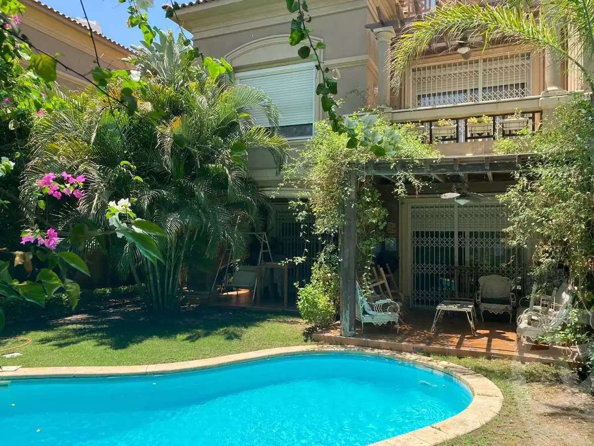 https://aqarmap.com.eg/en/listing/5944957-for-sale-cairo-el-sheikh-zayed-city-compounds-meadows-park