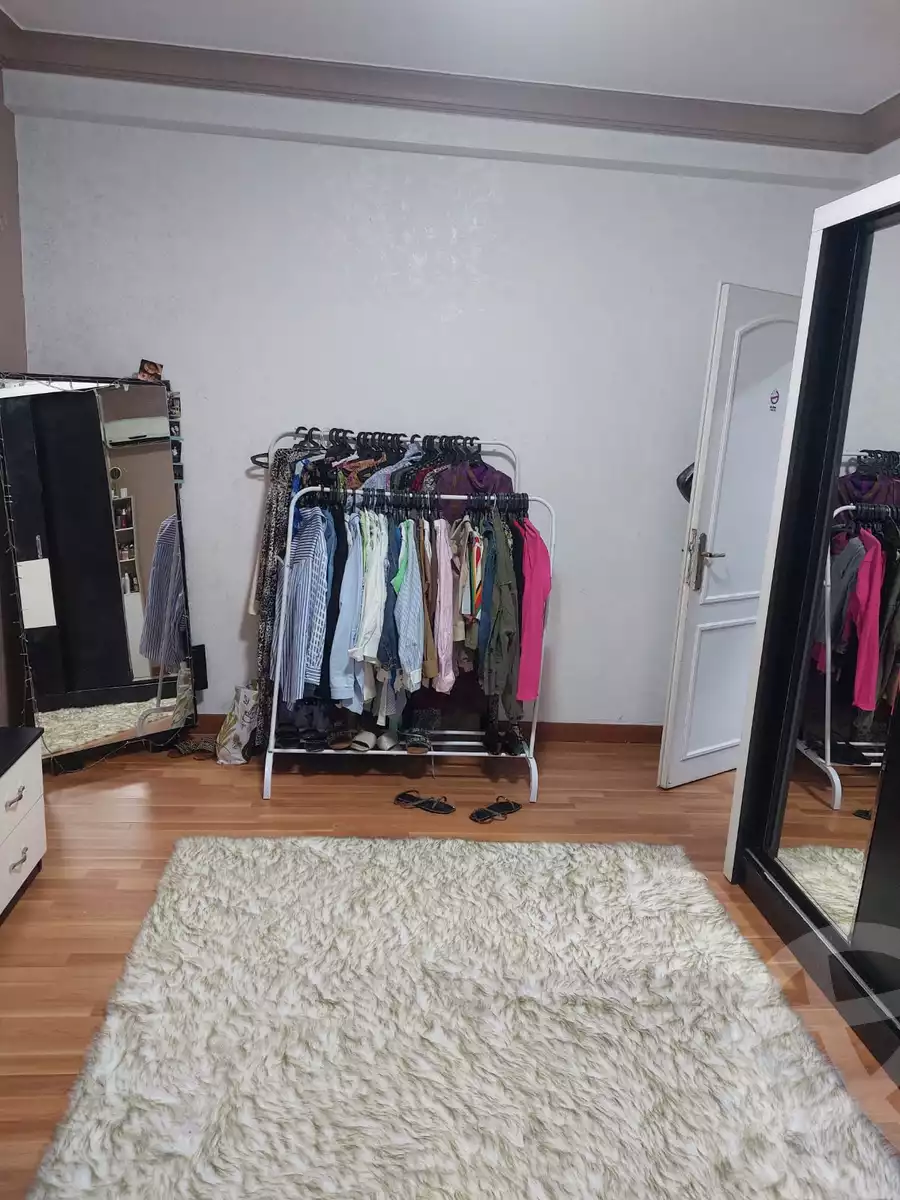 https://aqarmap.com.eg/en/listing/5945483-for-sale-cairo-new-cairo-lrhb-city-mtdd-lrhb-phase-9