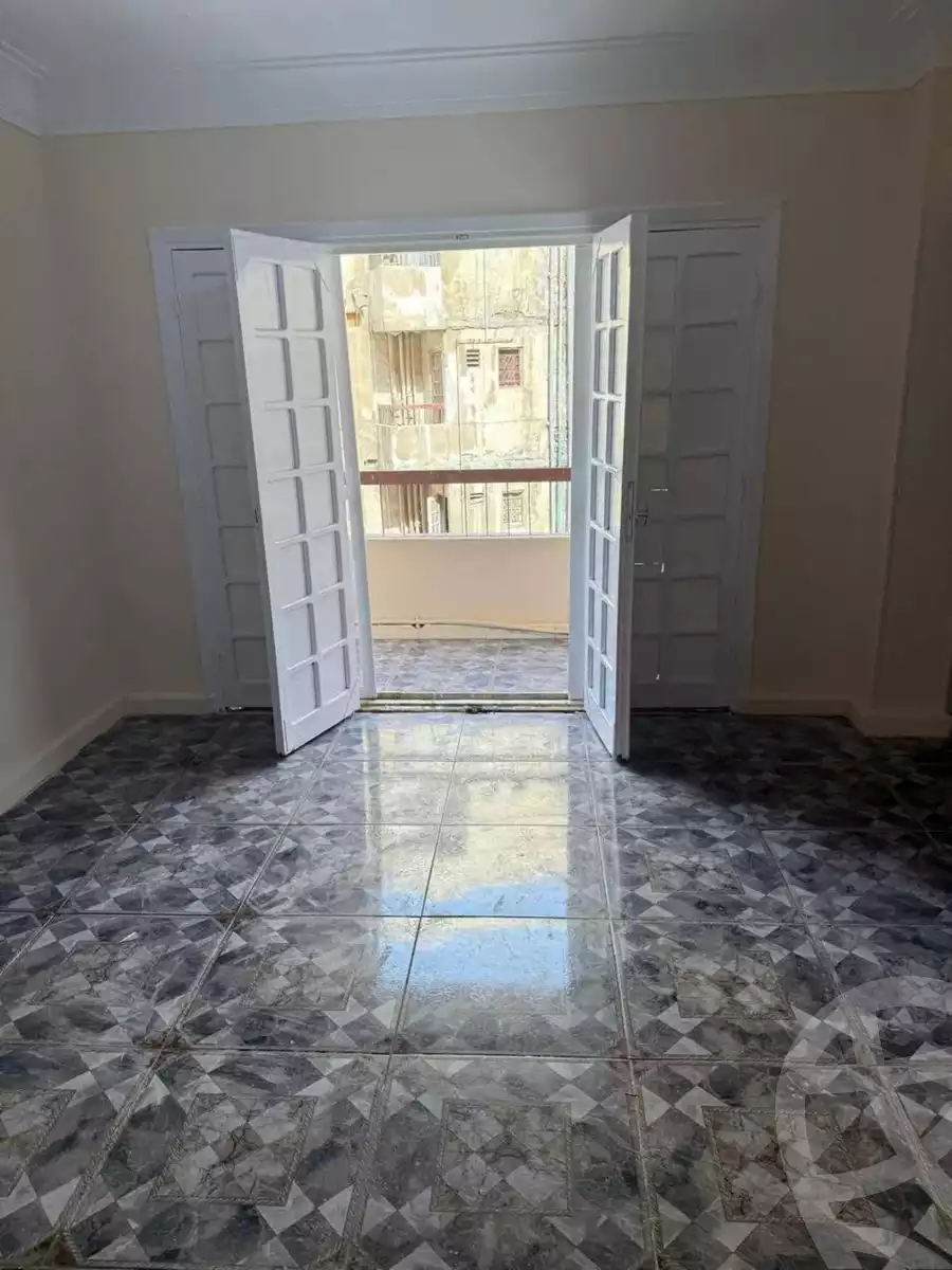 https://aqarmap.com.eg/ar/listing/5945613-for-sale-cairo-mokattam-lhdb-l-ly-shareaa-9