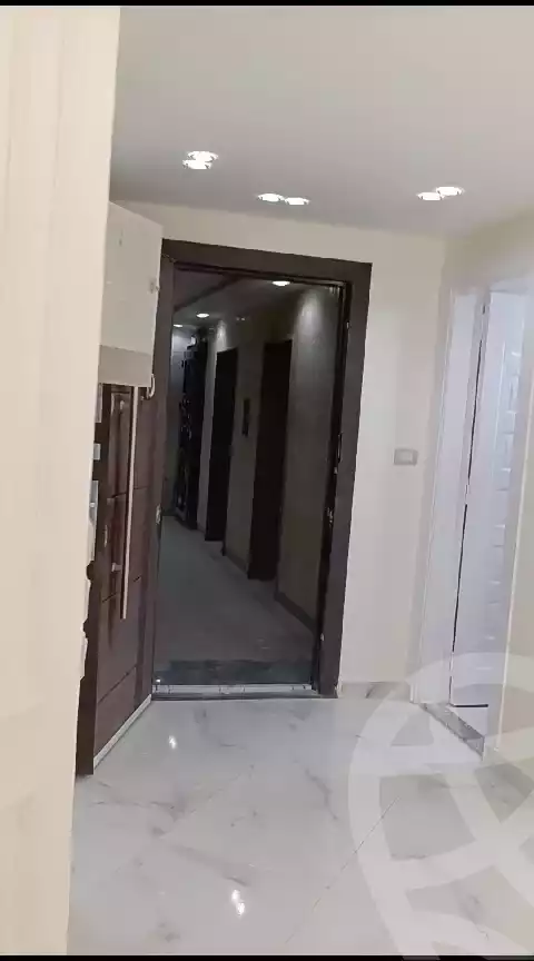 https://aqarmap.com.eg/en/listing/5945807-for-sale-cairo-ljyz-shareaa-morad  charel degol