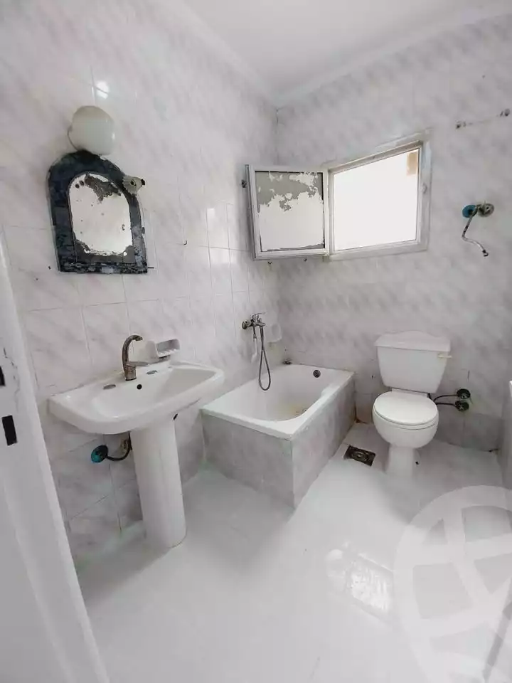 https://aqarmap.com.eg/en/listing/5946411-for-sale-alexandria-l-jmy-shataa-el-nakheel