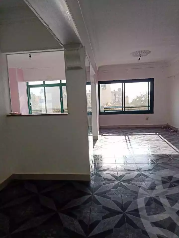 https://aqarmap.com.eg/ar/listing/5947882-for-sale-cairo-mokattam-lhdb-l-ly-el-naforah-square