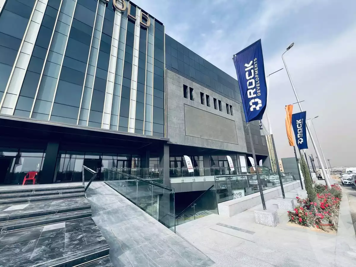 https://aqarmap.com.eg/en/listing/5947946-for-rent-cairo-new-cairo-golden-square