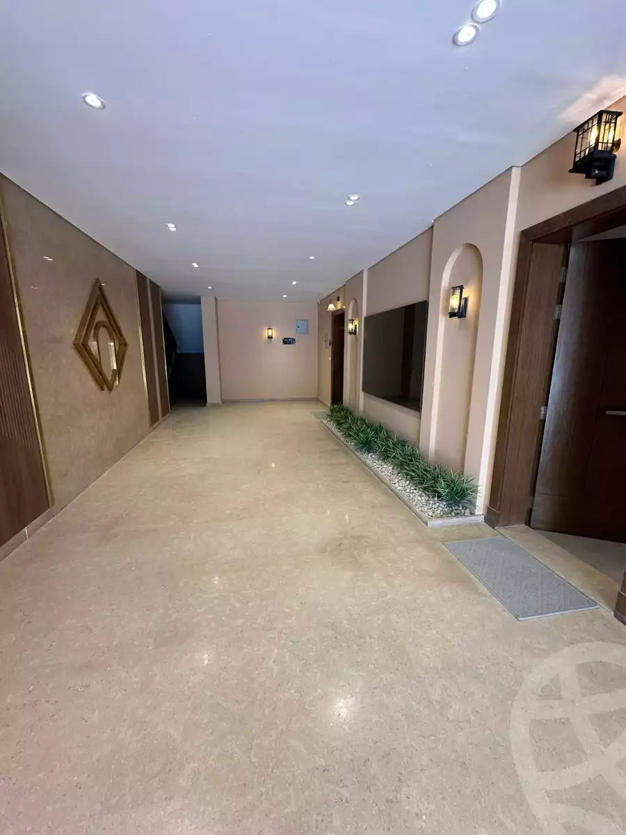 https://aqarmap.com.eg/en/listing/5948334-for-sale-cairo-el-sheikh-zayed-city-compounds-kmbwnd-fyldj-wyst-dr-llttwyr