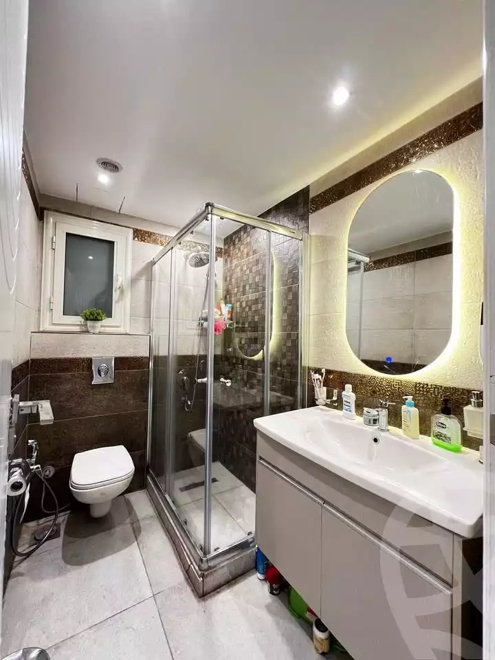 https://aqarmap.com.eg/en/listing/5948362-for-sale-cairo-mokattam-el-hadabah-el-wosta-compounds-family-home