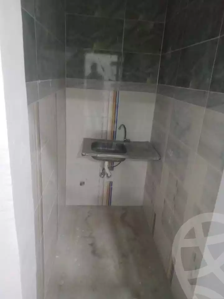 https://aqarmap.com.eg/ar/listing/5948737-for-rent-cairo-mokattam-lhdb-l-ly-shareaa-9