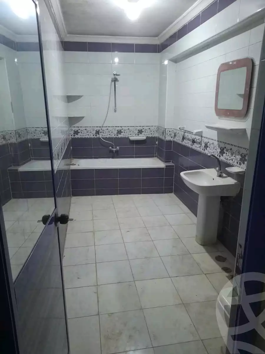 https://aqarmap.com.eg/en/listing/5949619-for-sale-alexandria-l-jmy-el-hanouvel-el-salam-st