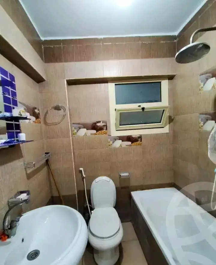 https://aqarmap.com.eg/en/listing/5950967-for-sale-alexandria-l-jmy-lbytsh-el-hanafeya-st