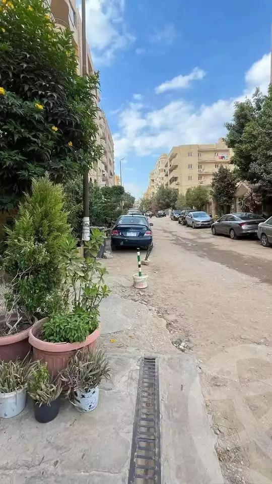 https://aqarmap.com.eg/en/listing/5951757-for-sale-cairo-hadayek-el-ahram