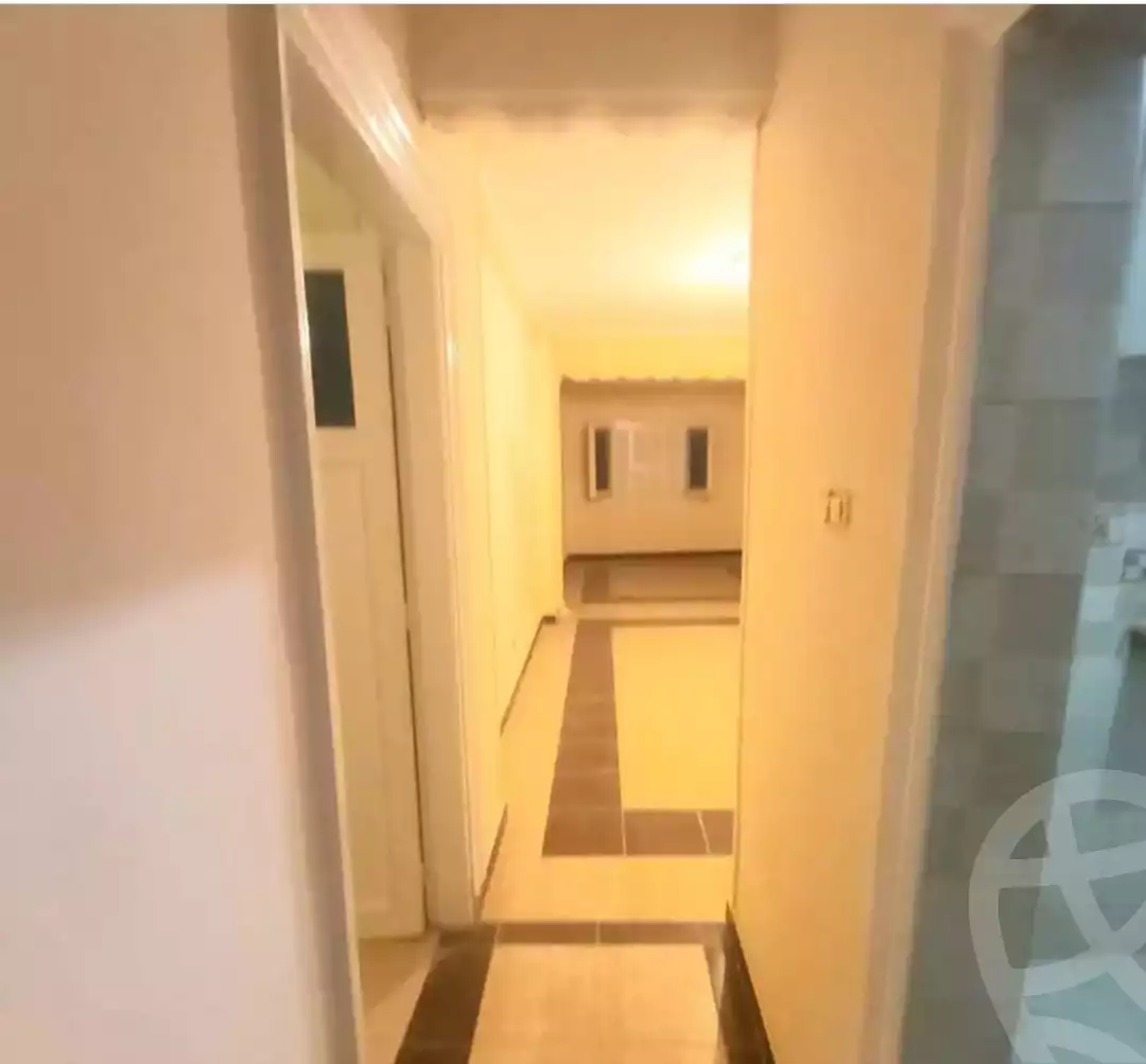 https://aqarmap.com.eg/ar/listing/5953103-for-sale-alexandria-ganaklis