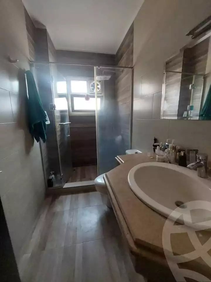 https://aqarmap.com.eg/en/listing/5953347-for-sale-cairo-mokattam-lhdb-l-ly-diplomats-neighborhood -al-ahram-st