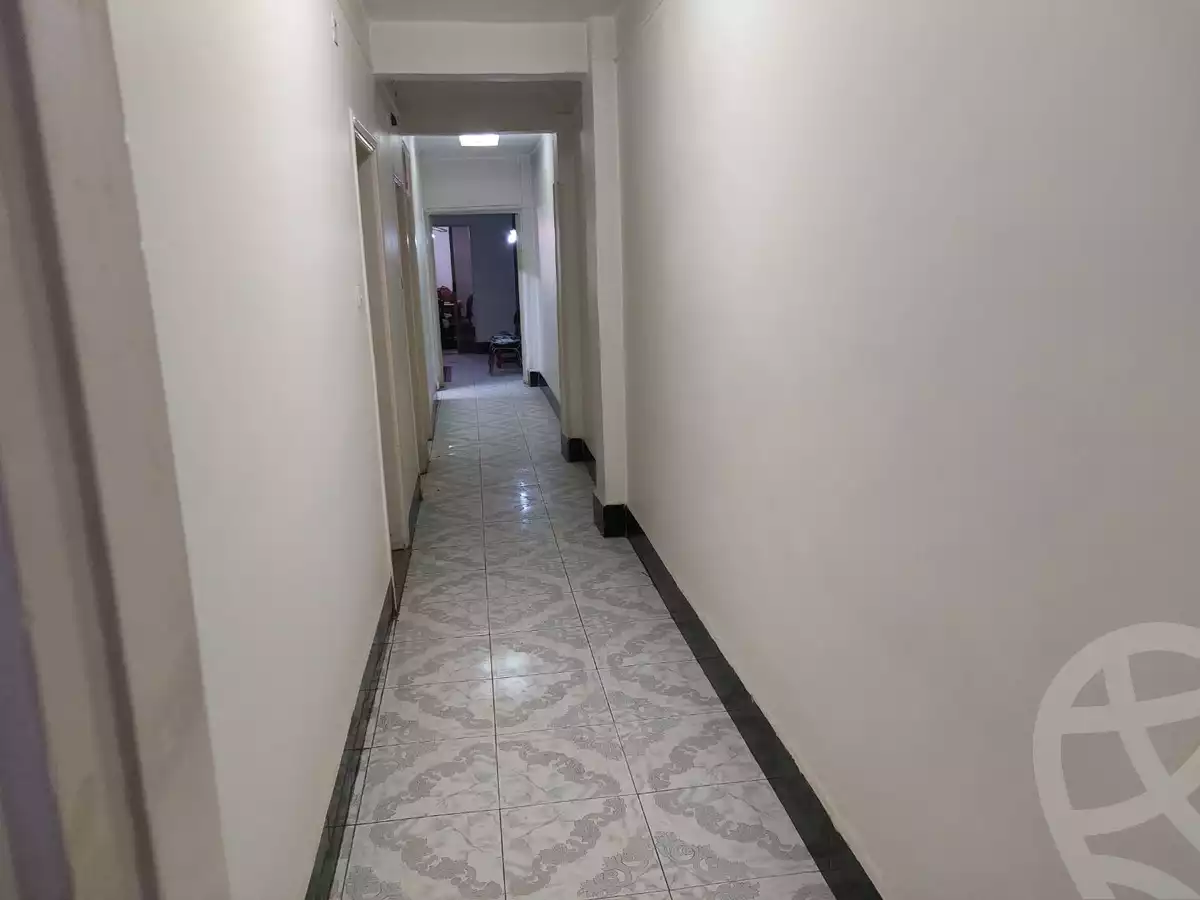 https://aqarmap.com.eg/en/listing/5954340-for-sale-cairo-helwan-helwan-el-sharkeya-ryad-pasha-st