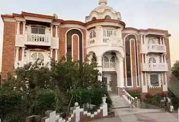 https://aqarmap.com.eg/ar/listing/5954822-for-sale-cairo-el-maadi-sarayat-el-maadi-street-18