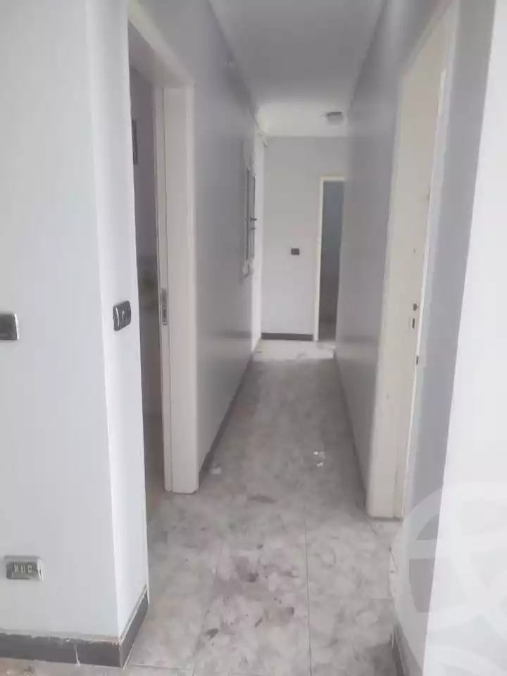 https://aqarmap.com.eg/ar/listing/5954999-for-sale-cairo-mokattam-lhdb-l-ly-shareaa-9