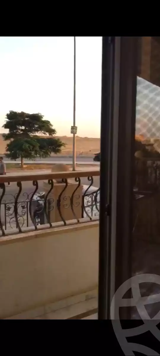 https://aqarmap.com.eg/en/listing/5956101-for-sale-cairo-new-cairo-el-narges-el-narges-omarat-salah-jaheen-st
