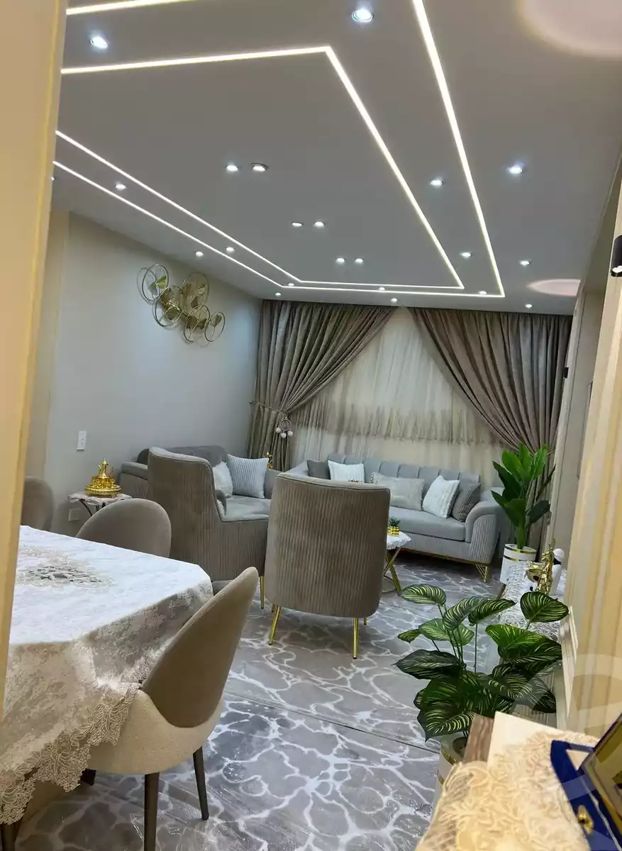 https://aqarmap.com.eg/en/listing/5956555-for-sale-cairo-mokattam-compounds-mwntn-blz
