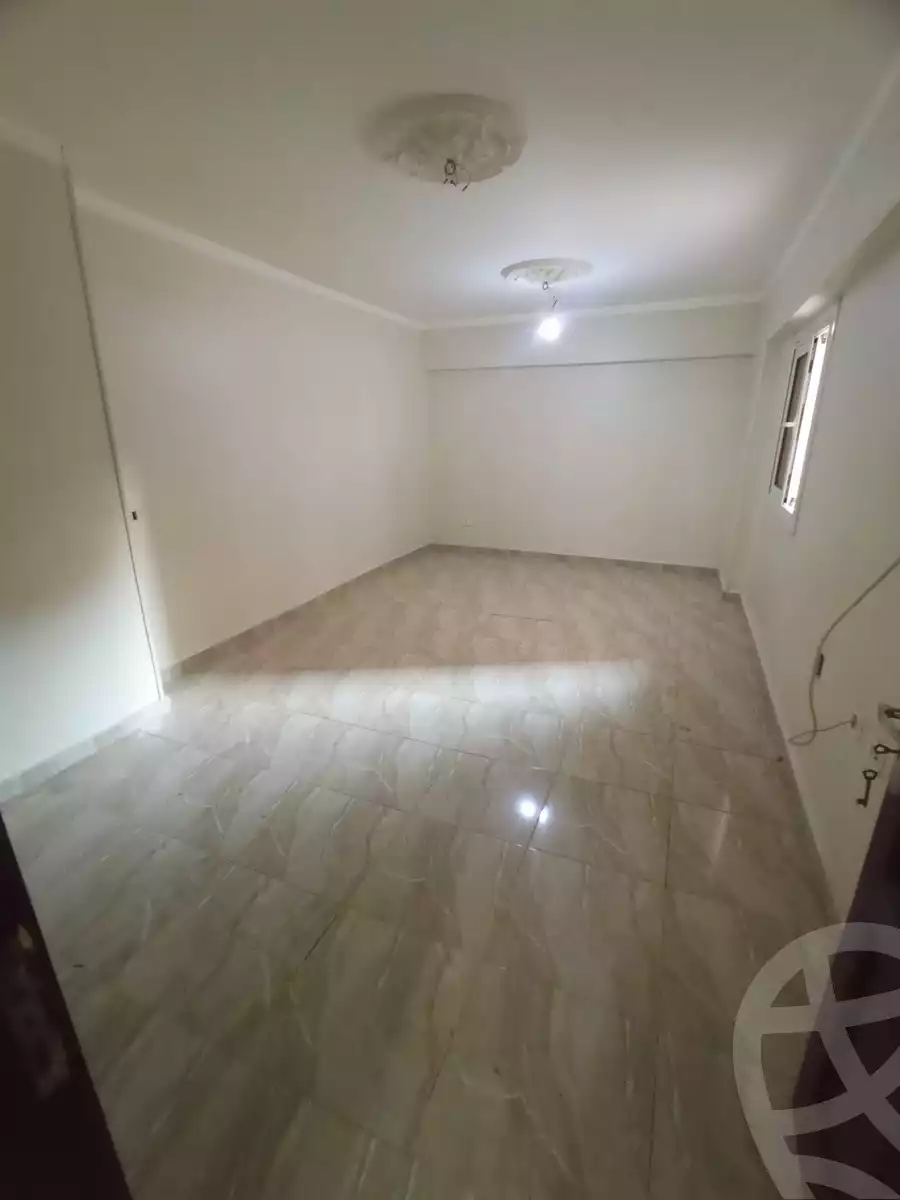 https://aqarmap.com.eg/ar/listing/5960045-for-sale-cairo-helwan-lazoghli-st