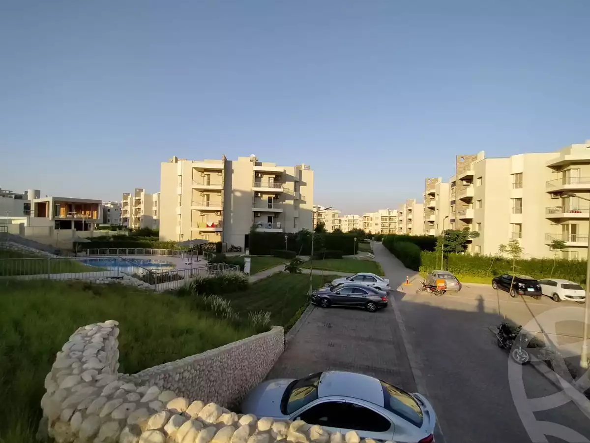 https://aqarmap.com.eg/ar/listing/5960213-for-sale-cairo-el-sheikh-zayed-city-compounds-dh-drys