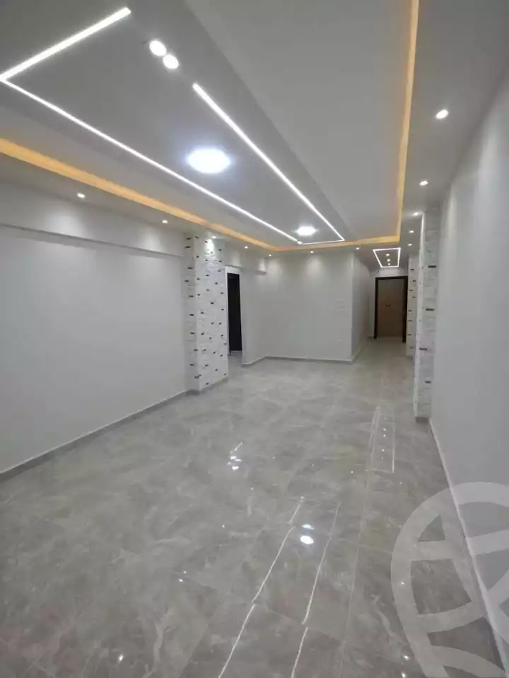 https://aqarmap.com.eg/ar/listing/5962423-for-sale-alexandria-miami-khld-bn-lwlyd