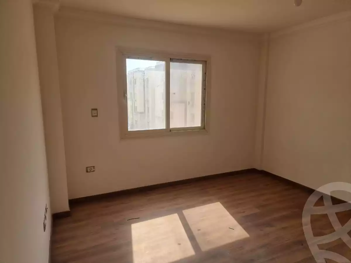 https://aqarmap.com.eg/en/listing/5962248-for-rent-cairo-new-cairo-compounds-jyd
