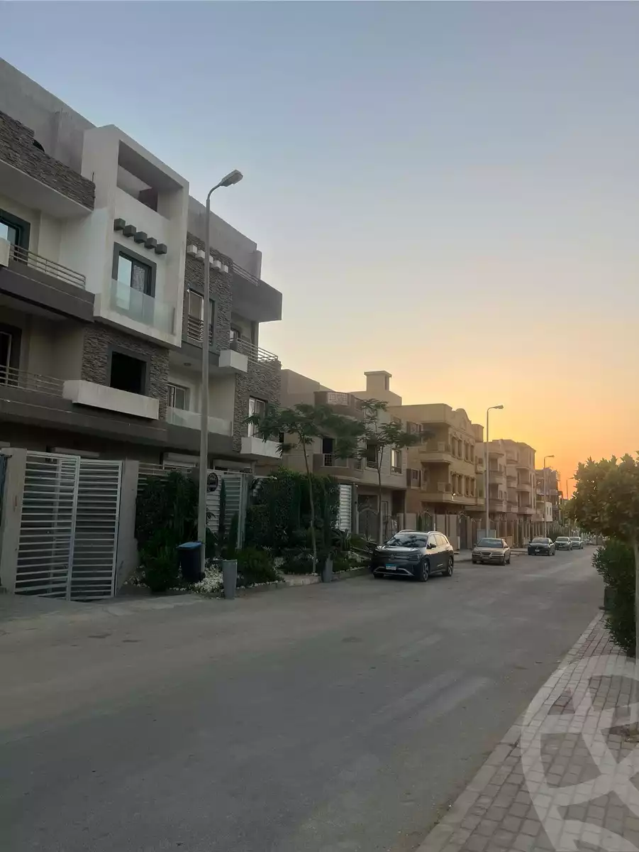https://aqarmap.com.eg/en/listing/5965389-for-sale-cairo-new-cairo-el-kornfol-el-kornfol-7