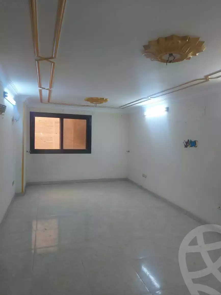 https://aqarmap.com.eg/en/listing/5965771-for-sale-cairo-helwan-helwan-el-sharkeya-mostafa-safwat-st