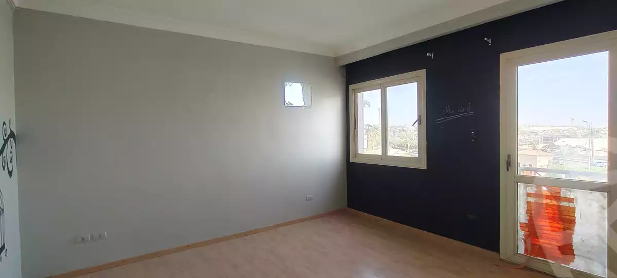 https://aqarmap.com.eg/en/listing/5966319-for-sale-cairo-el-sheikh-zayed-city-compounds-zayed-2000