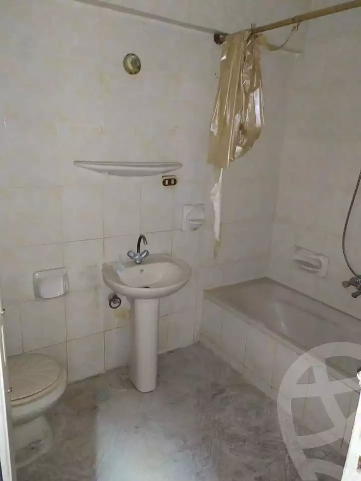 https://aqarmap.com.eg/ar/listing/5966419-for-rent-alexandria-l-jmy-el-hanouvel