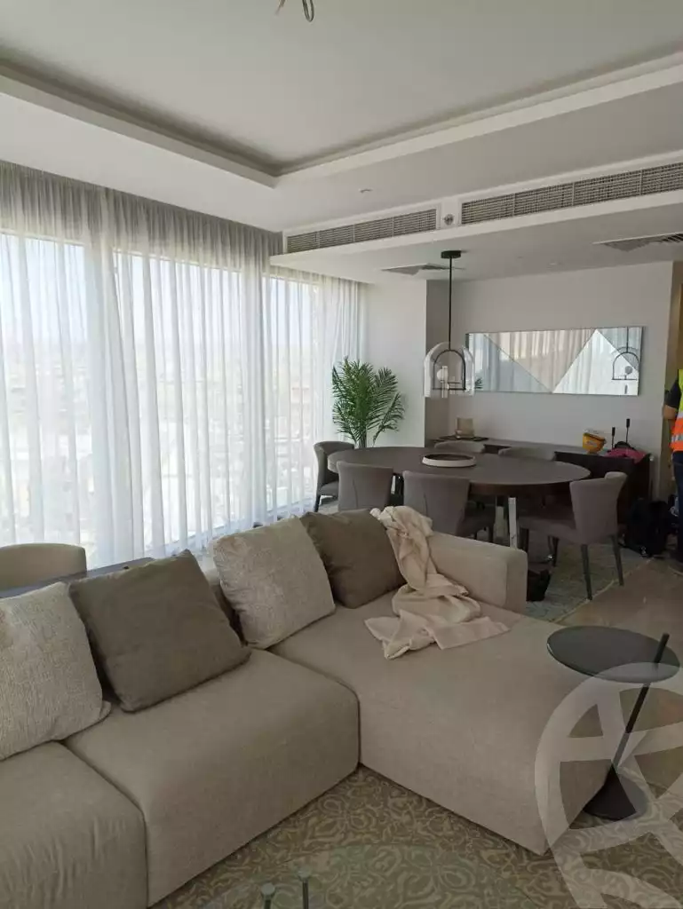 https://aqarmap.com.eg/en/listing/5967443-for-sale-cairo-el-sheikh-zayed-city-compounds-zyd-wr-llttwyr-park-towers-zed-el-sheikh-zayed-compound