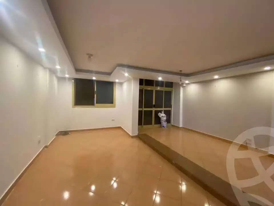 https://aqarmap.com.eg/en/listing/5967968-for-sale-cairo-el-haram-shareaa-khatem-el-morsalen