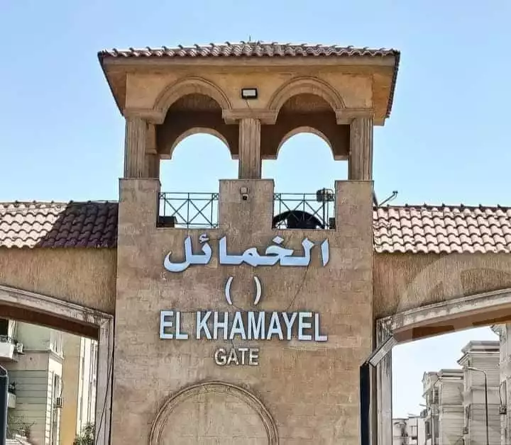https://aqarmap.com.eg/en/listing/5970826-for-sale-cairo-el-sheikh-zayed-city-compounds-el-khamayel