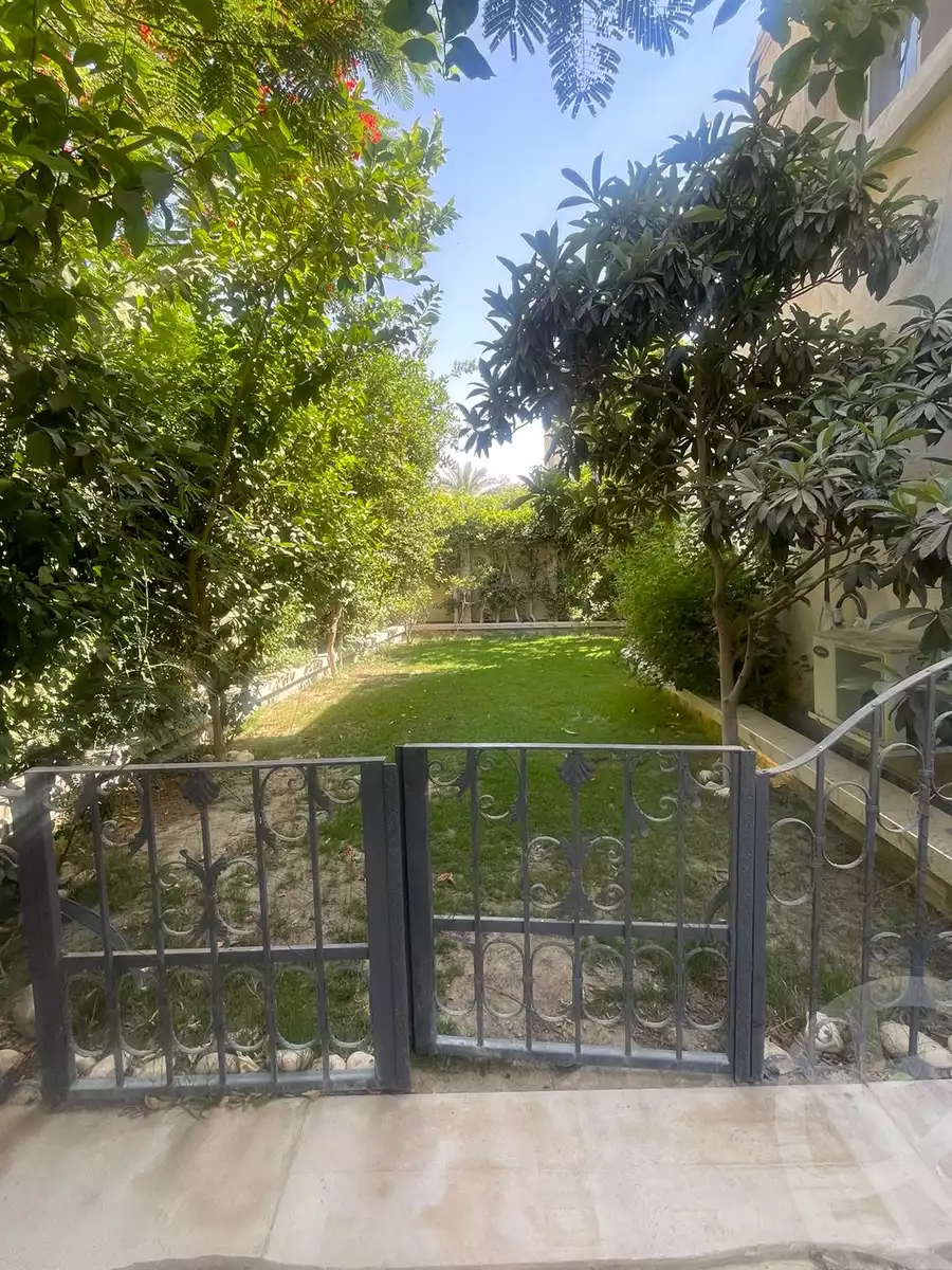 https://aqarmap.com.eg/ar/listing/5971076-for-sale-cairo-el-sheikh-zayed-city-compounds-hadayek-el-mohandiseen