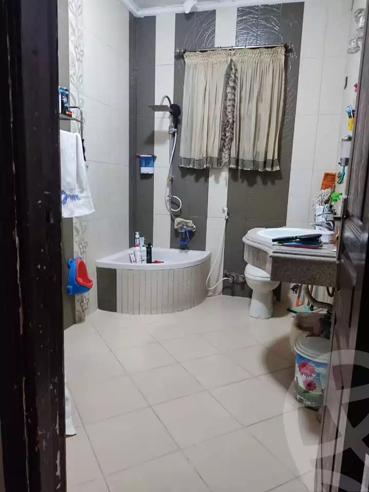 https://aqarmap.com.eg/en/listing/5971342-for-sale-cairo-mokattam-el-hadabah-el-wosta-el-mantaqa-el-rabaa