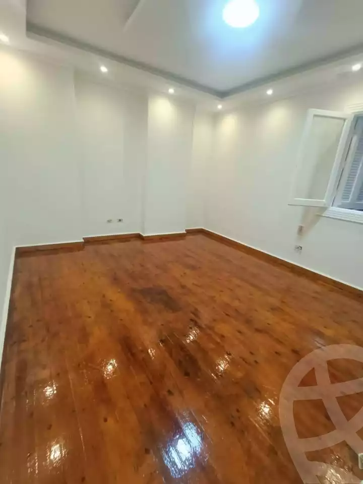 https://aqarmap.com.eg/en/listing/5971433-for-sale-alexandria-bolekly