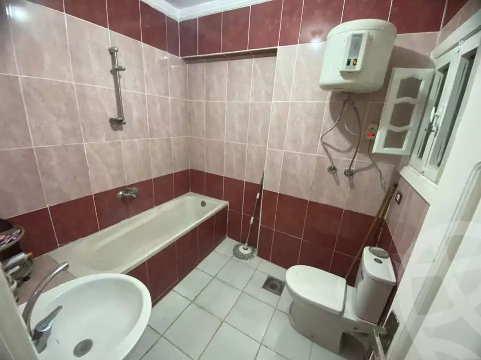 https://aqarmap.com.eg/en/listing/5972363-for-sale-alexandria-shds
