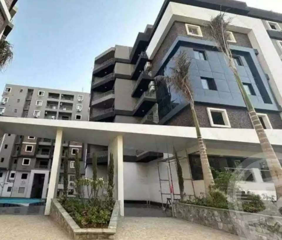 https://aqarmap.com.eg/ar/listing/5972581-for-sale-cairo-mokattam-el-hadabah-el-wosta-compounds-bienestar-complex