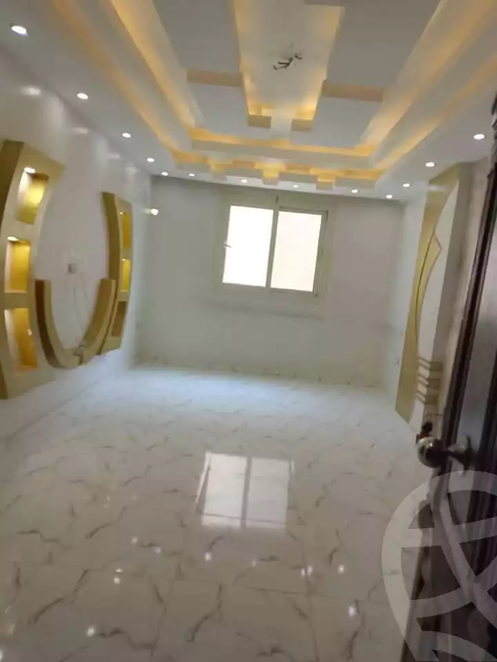 https://aqarmap.com.eg/ar/listing/5973293-for-sale-cairo-helwan-hadayek-helwan-el-khashab-canal