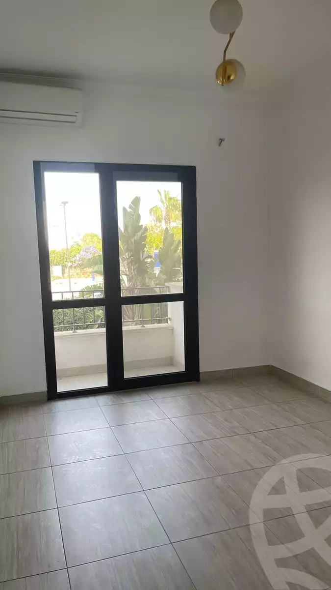 https://aqarmap.com.eg/en/listing/5974893-for-rent-cairo-el-sheikh-zayed-city-compounds-kmbwnd-wyst-twn-swdyk