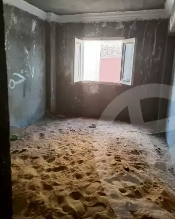 https://aqarmap.com.eg/en/listing/5975122-for-sale-cairo-madinat-el-salam-air-navigation-compound