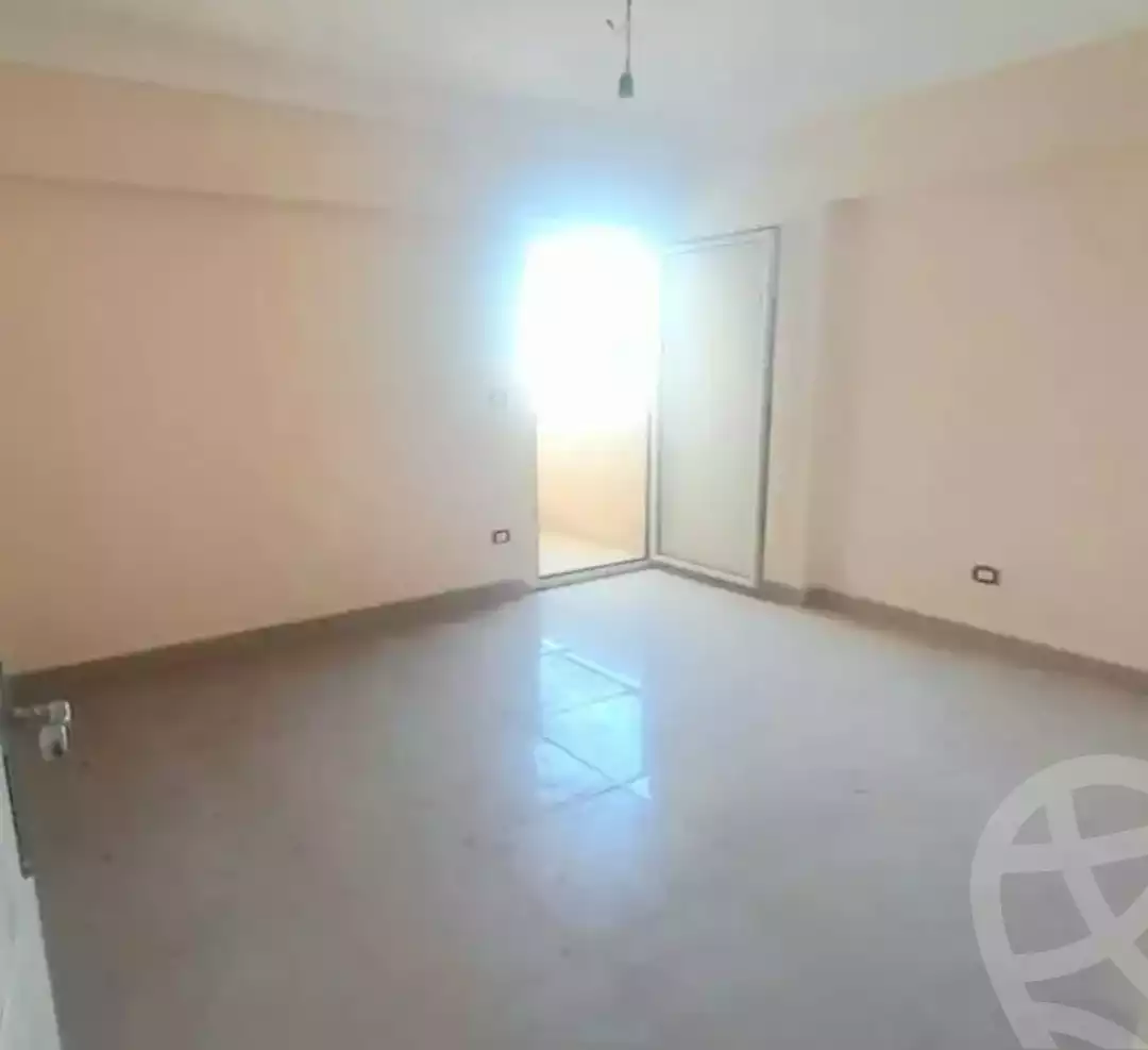 https://aqarmap.com.eg/en/listing/5975246-for-sale-alexandria-ganaklis