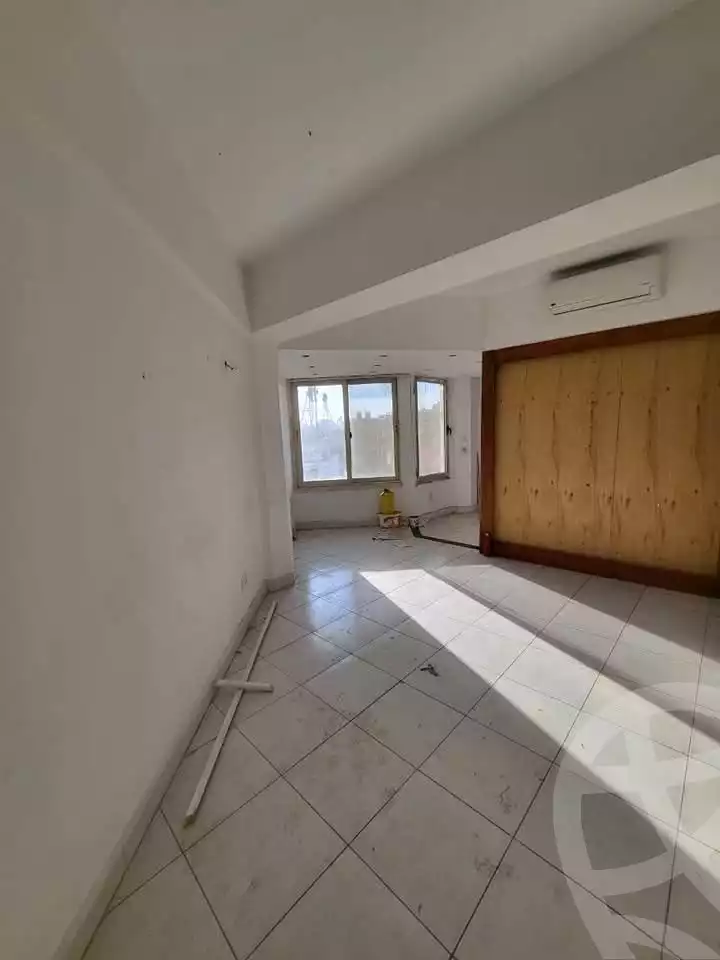 https://aqarmap.com.eg/en/listing/5975633-for-rent-cairo-mokattam-lhdb-l-ly
