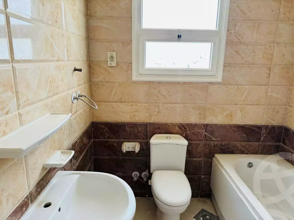 https://aqarmap.com.eg/ar/listing/5976356-for-sale-cairo-new-cairo-madinaty-tenth-zone-buildings