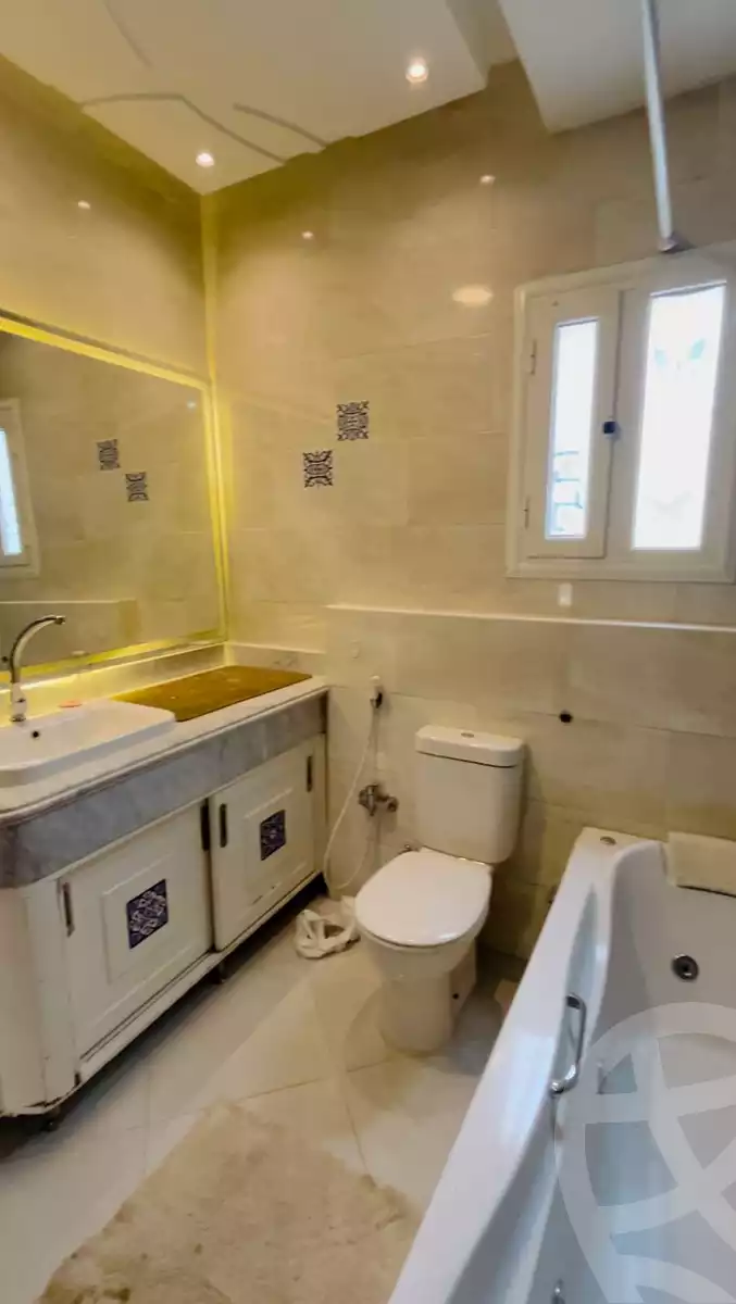 https://aqarmap.com.eg/ar/listing/5976476-for-sale-cairo-new-cairo-madinaty-lmntq-lkhms-fylt-group-19