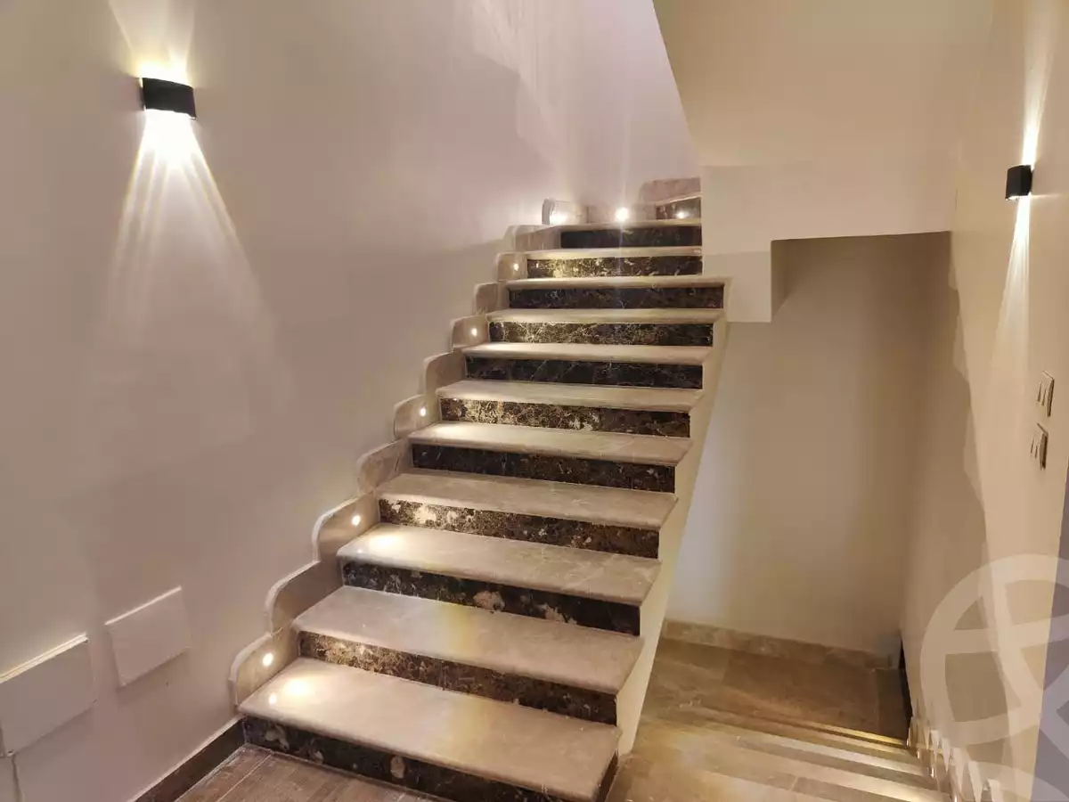 https://aqarmap.com.eg/ar/listing/5976476-for-sale-cairo-new-cairo-madinaty-lmntq-lkhms-fylt-group-19