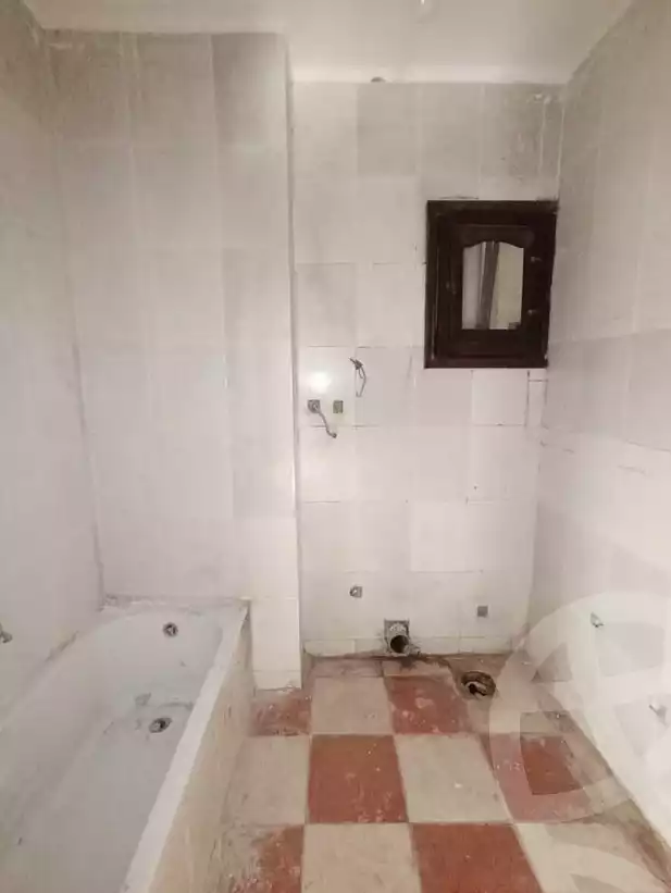 https://aqarmap.com.eg/en/listing/5976546-for-rent-qalyubia-shubra-el-khaima-shubra-el-khaima-city-teraat-el-shabouri-st