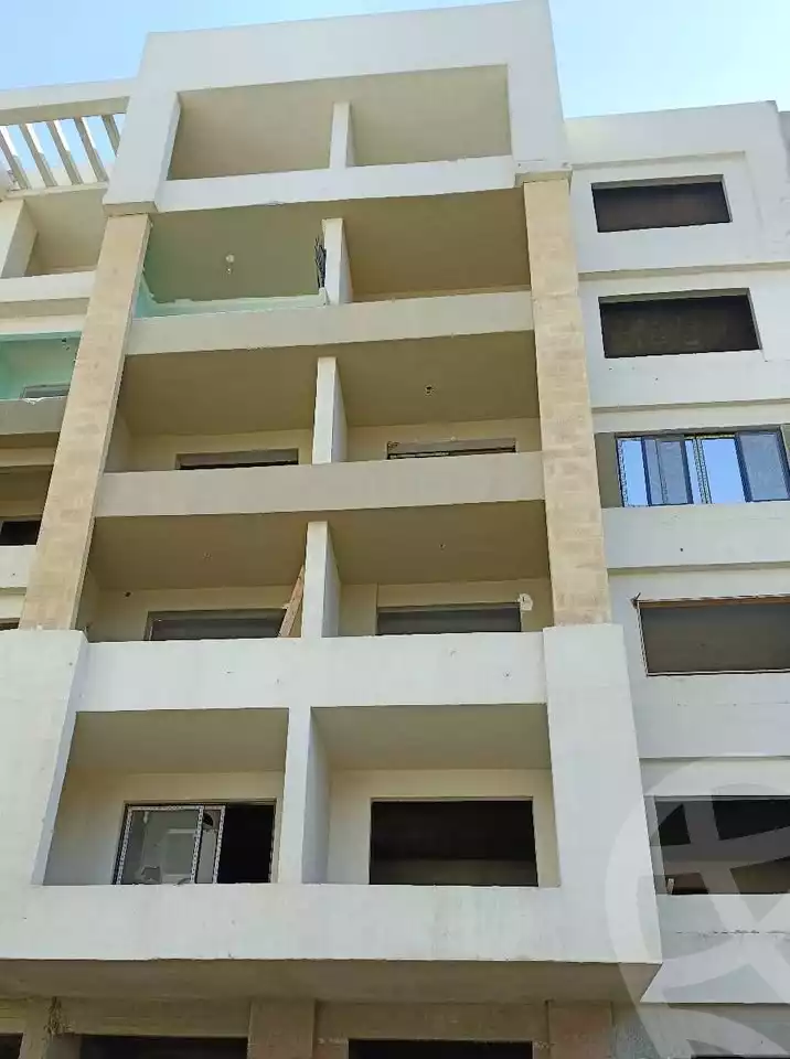 https://aqarmap.com.eg/en/listing/5976790-for-rent-cairo-mokattam-compounds-kmbwnd-jwldn-jyts