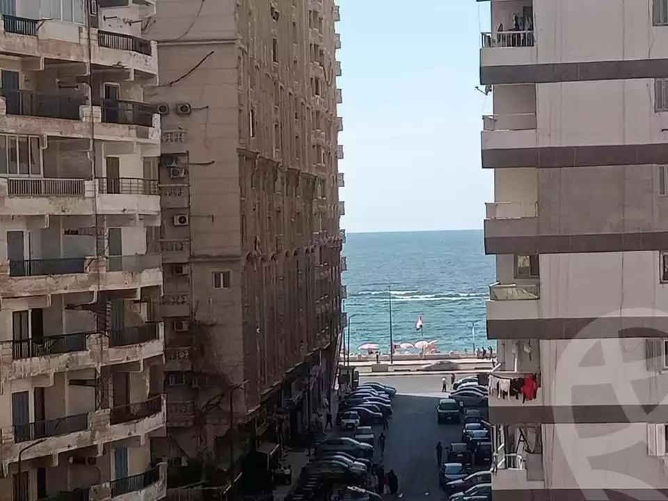 https://aqarmap.com.eg/en/listing/5977051-for-sale-alexandria-el-asafra-l-sfr-bhry-atlas-st