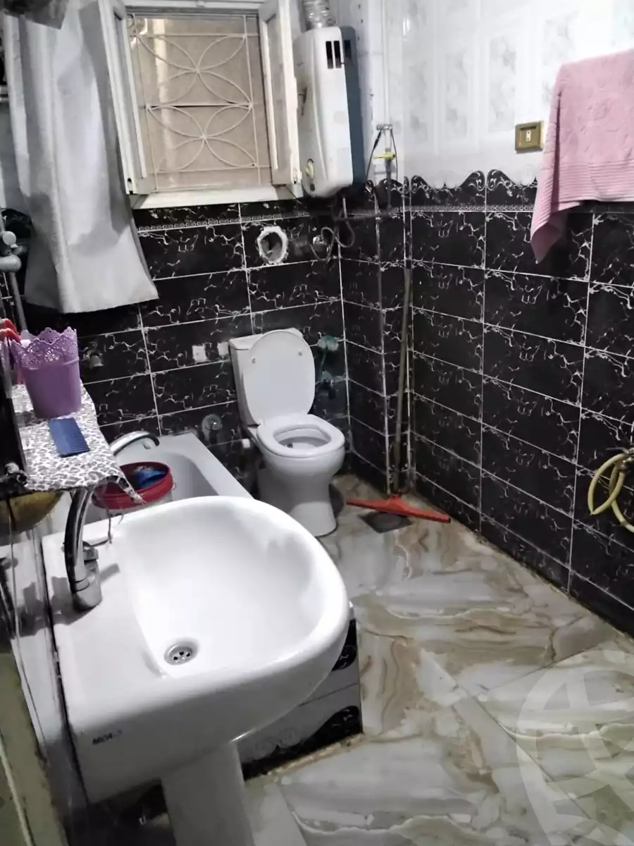 https://aqarmap.com.eg/en/listing/5978898-for-sale-cairo-ain-shams-6-october-st